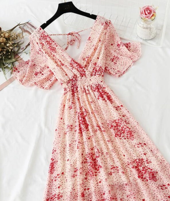 Classic Vintage & Enduringly Stylish Dress