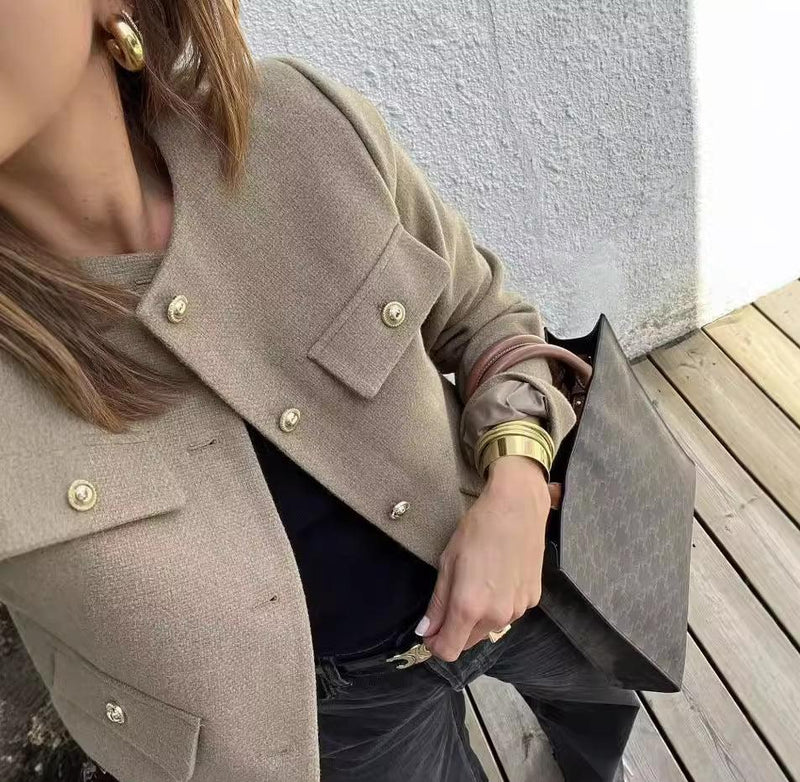 Polished Jacket with an Effortless Classic Look