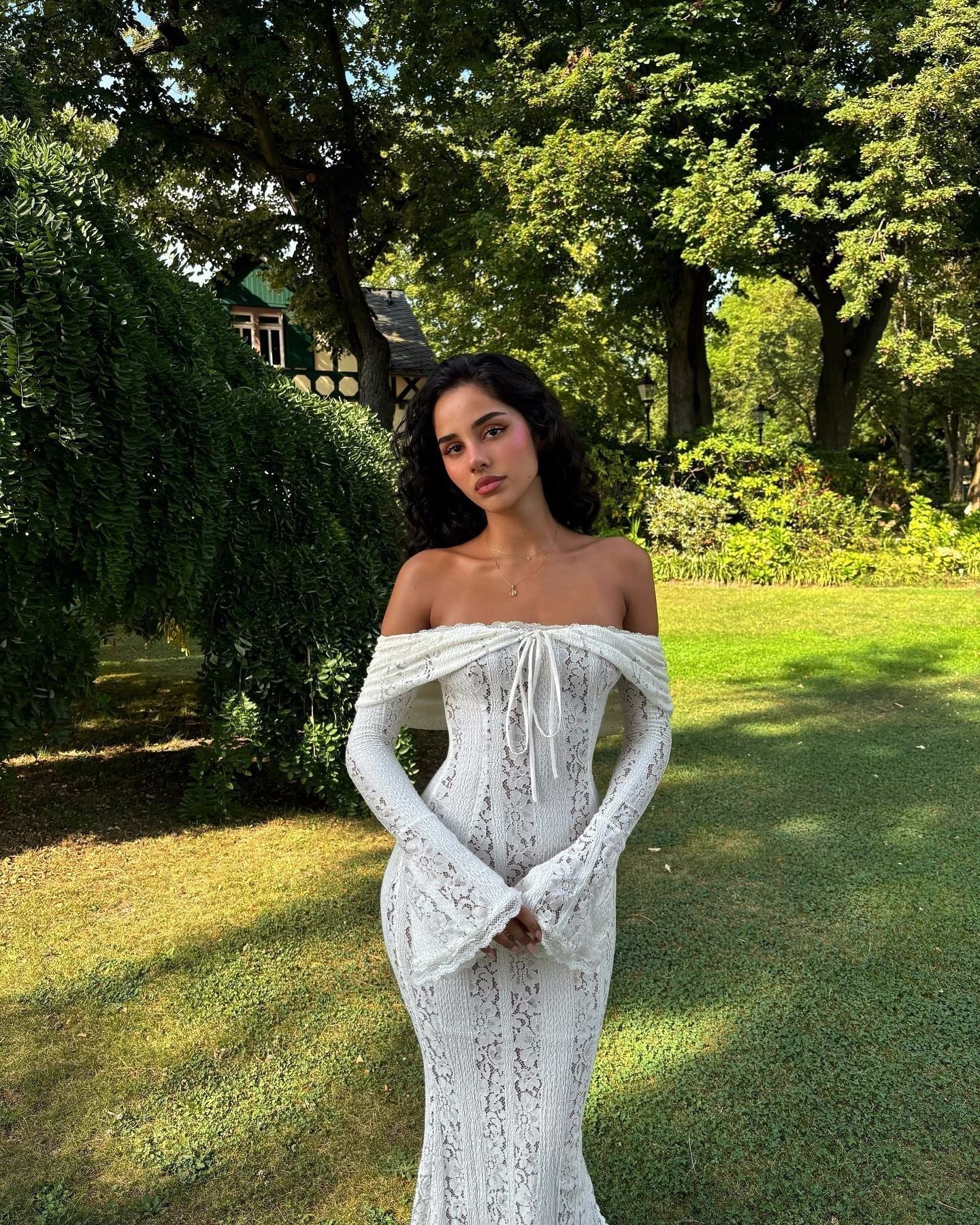 Beautifully Crafted Dress in a Classic Style