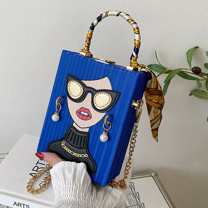 Beautifully Crafted Bag in a Classic Style