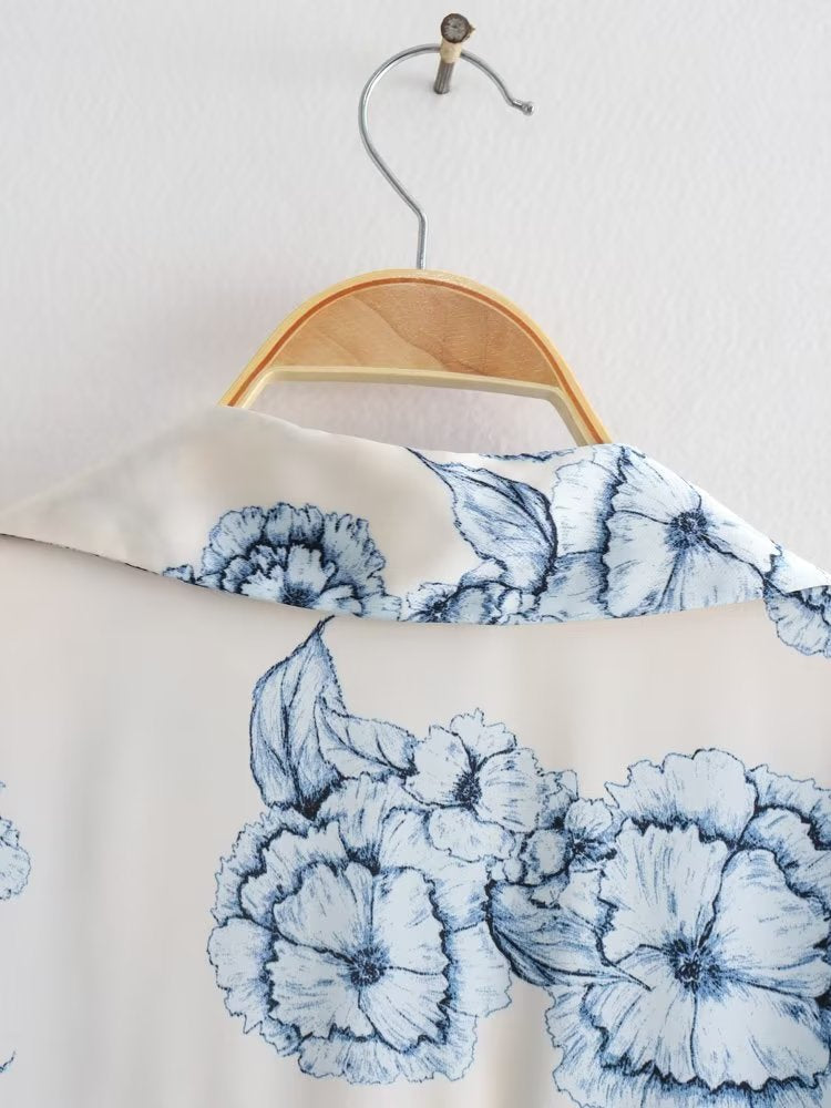 Effortlessly Elegant Shirt with a Timeless Design