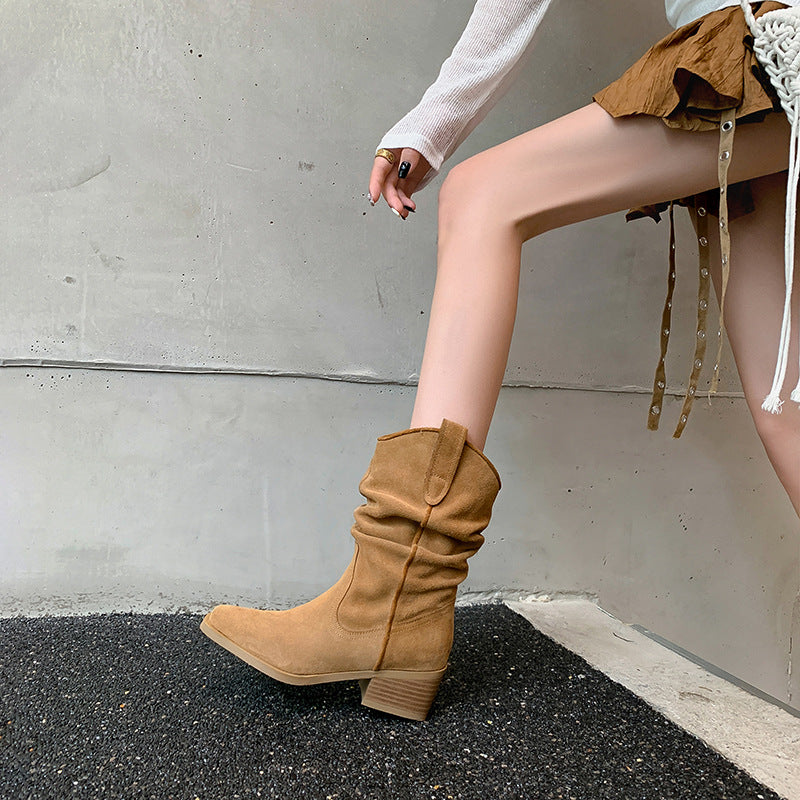 Elegantly Styled Boots for Everyday Wear