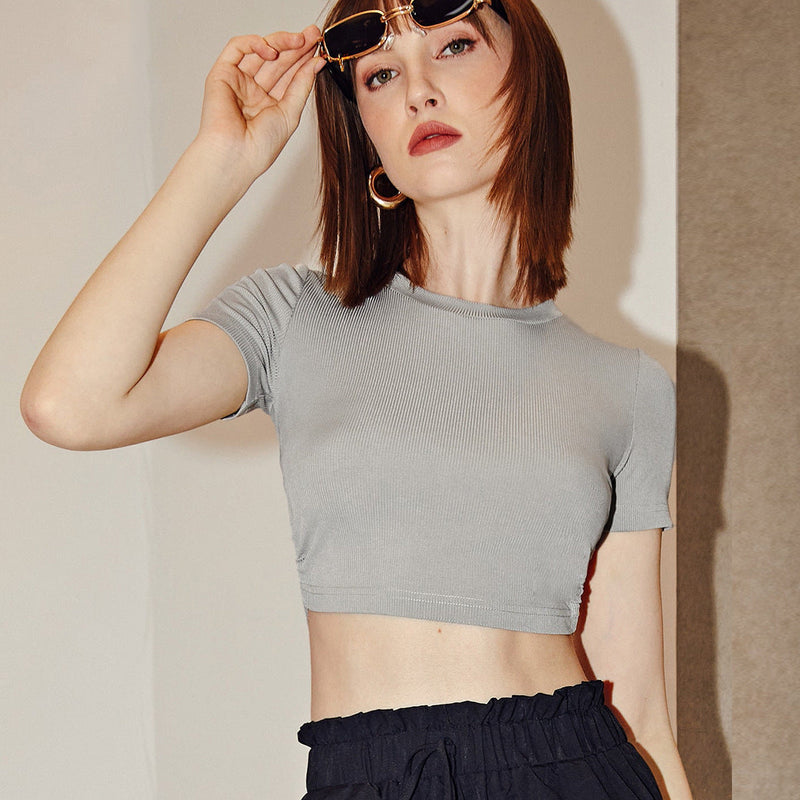 Classic Vintage Shirt with a Flattering Fit