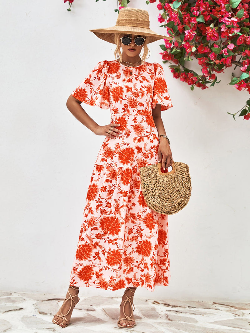 Effortlessly Elegant Dress with a Timeless Design