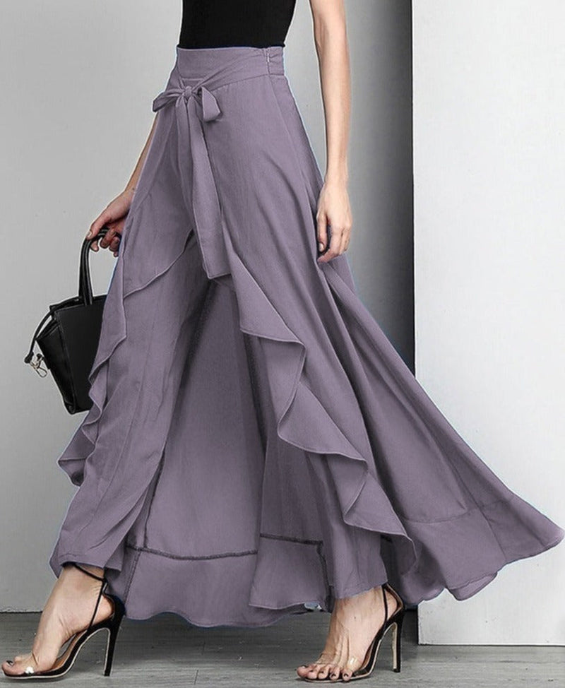Well Tailored Pants with a Graceful Silhouette