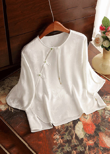 Gracefully Styled Blouse for Any Occasion