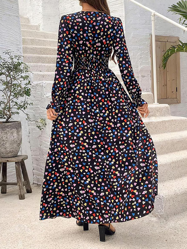 Classic Vintage Dress with a Flattering Fit