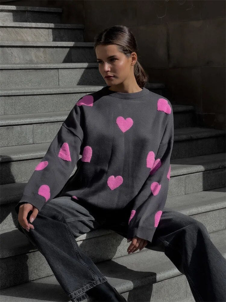 Effortlessly Elegant Sweater with a Timeless Design