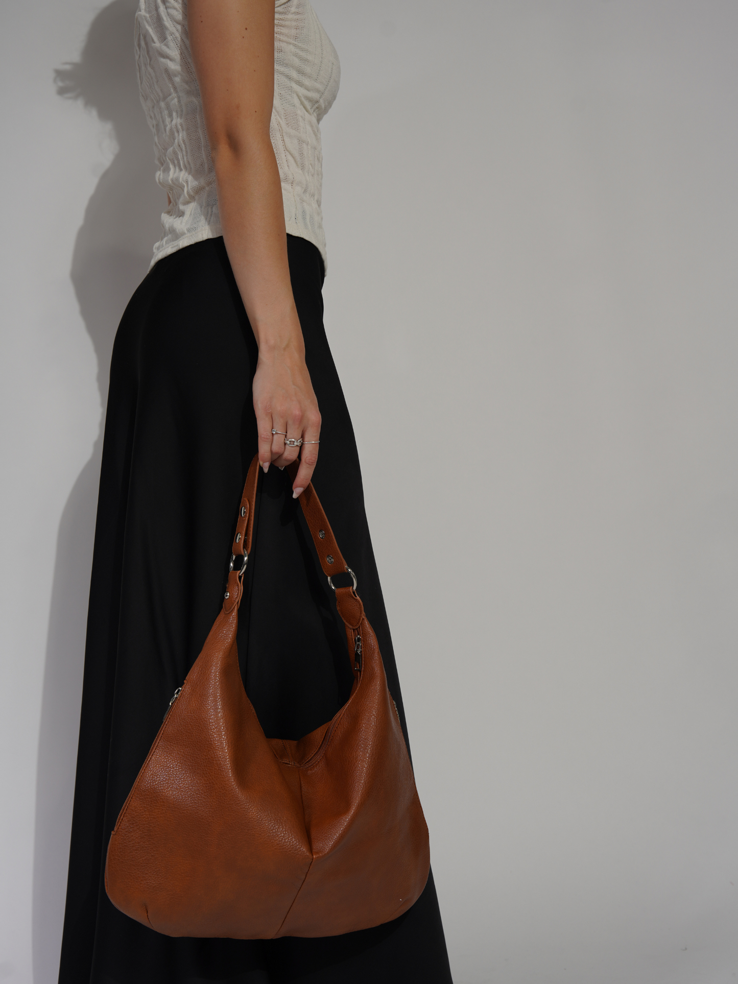 Effortlessly Elegant Bag with a Timeless Design