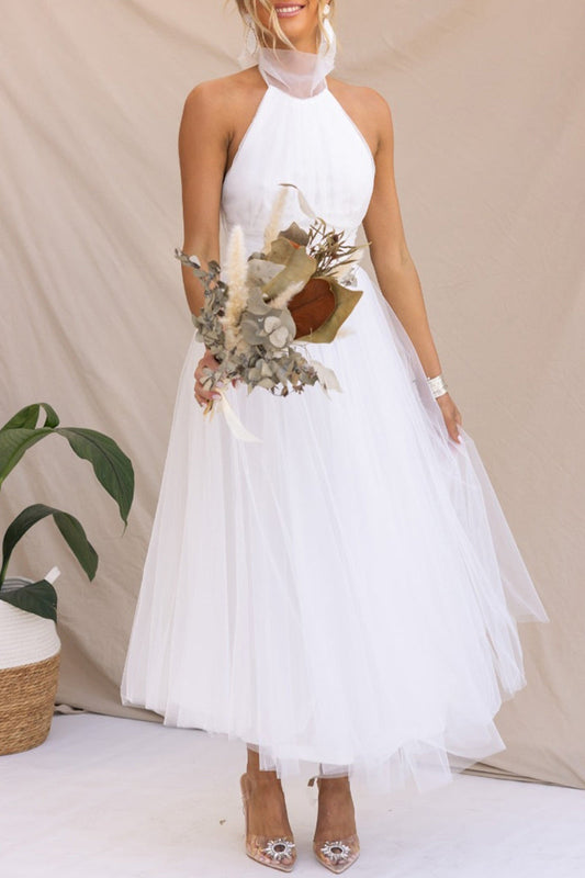 Sophisticated Dress with a Clean Classic Look