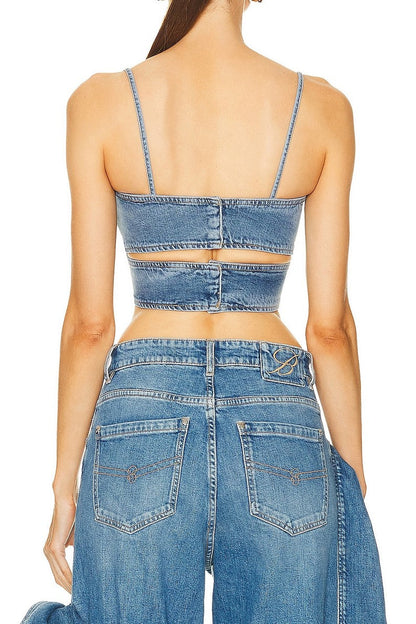 Classic Vintage Top with a Flattering Fit