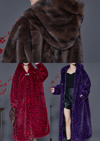 Beautifully Finished Coat in a Timeless Design