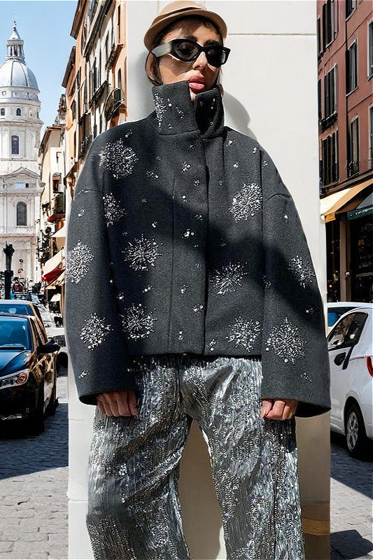 Elegantly Styled Coat for Everyday Wear