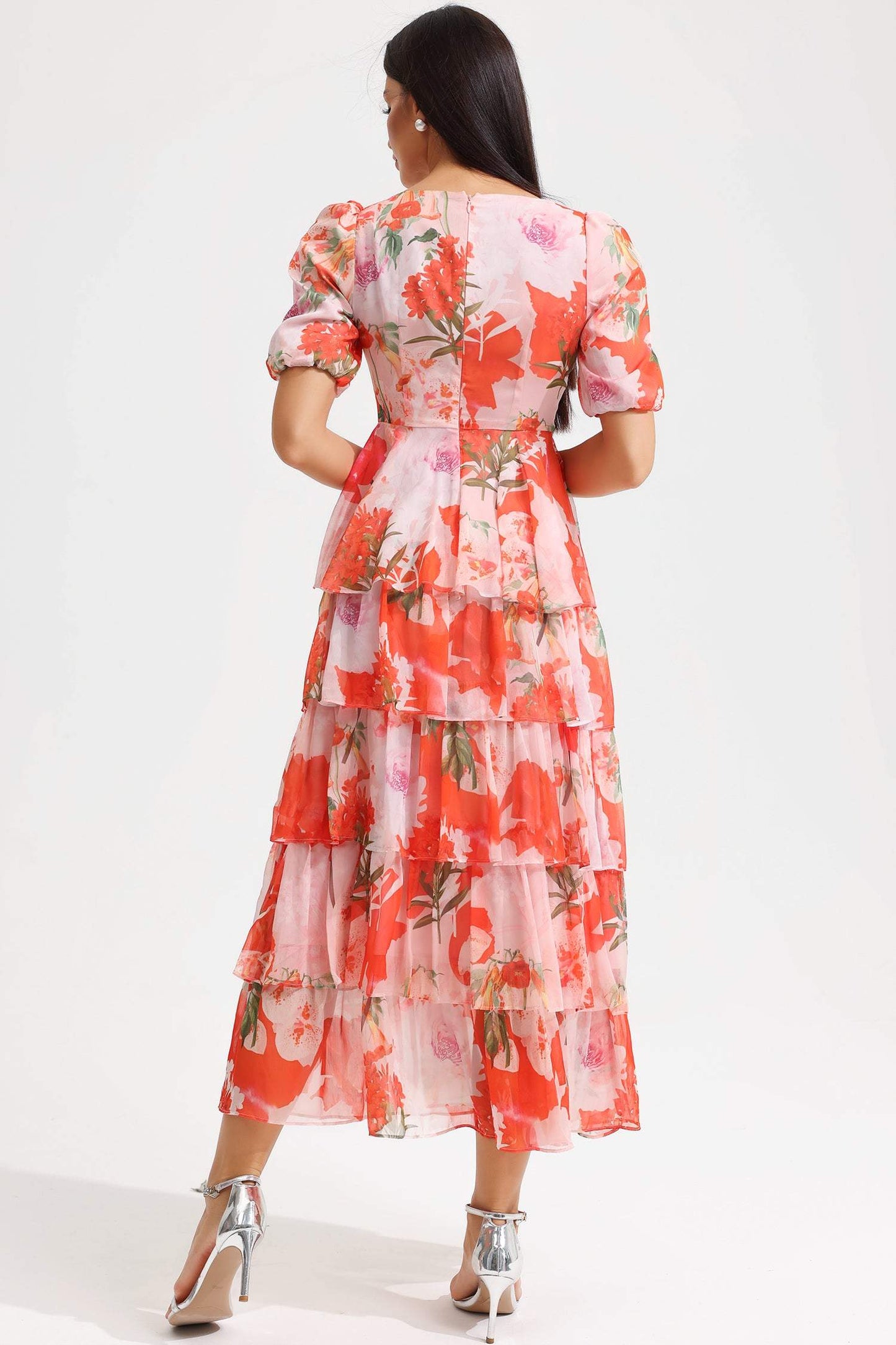 Classic Vintage Dress with a Flattering Fit