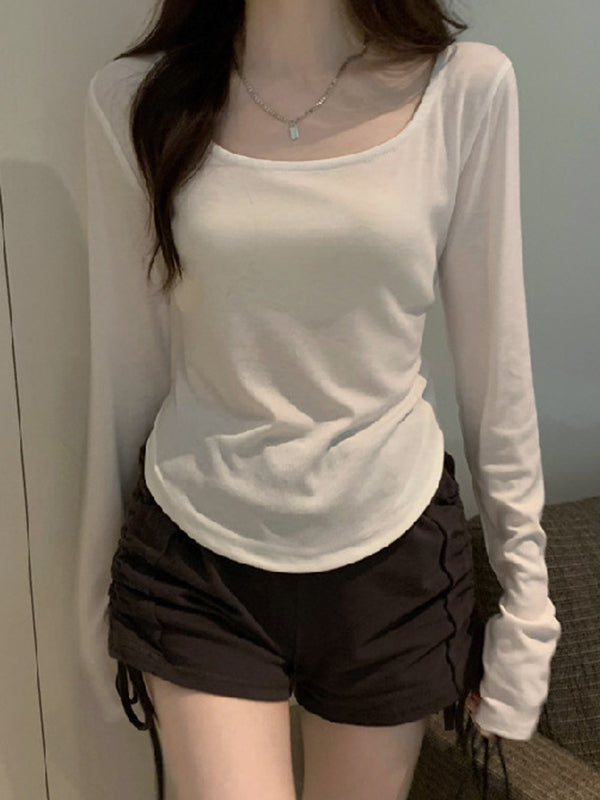 A Vintage Style T-Shirt with Delicate Timeless Details