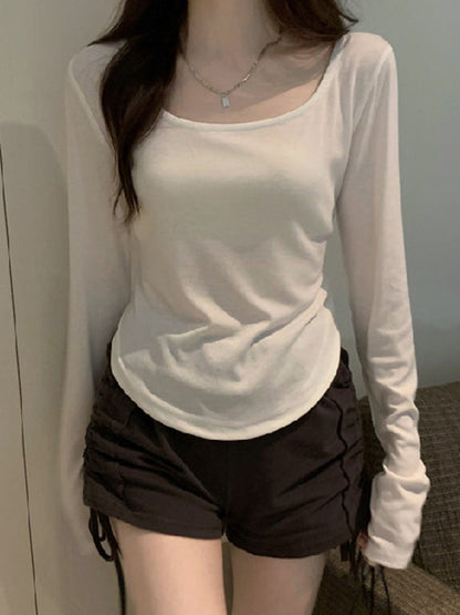A Vintage Style T-Shirt with Delicate Timeless Details