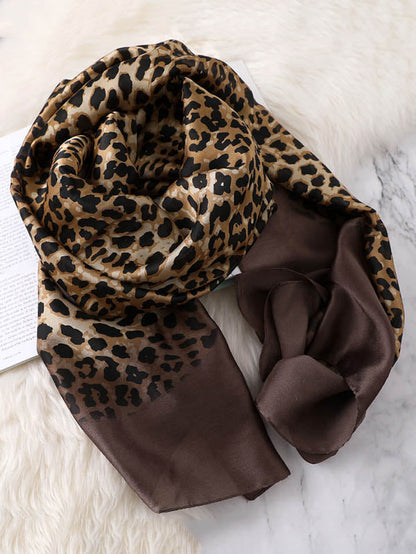 Sophisticated Garment with a Clean Classic Look