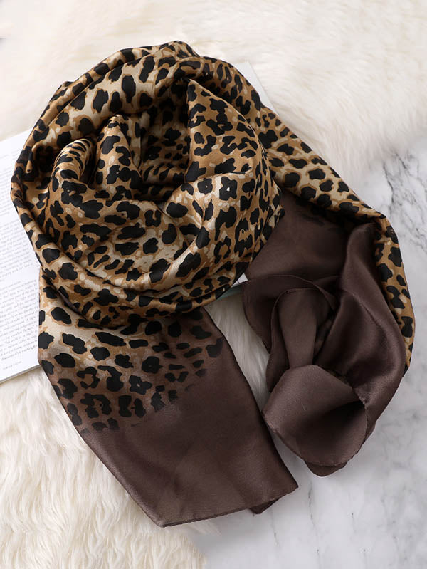 Sophisticated Garment with a Clean Classic Look