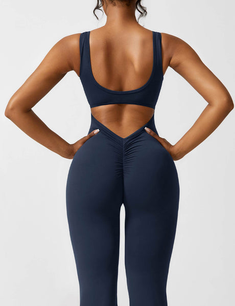 Sophisticated Garment with a Clean Classic Look