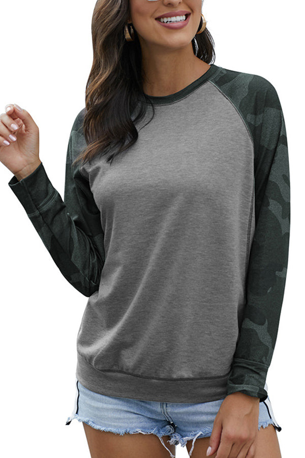 Effortlessly Elegant Top with a Timeless Design