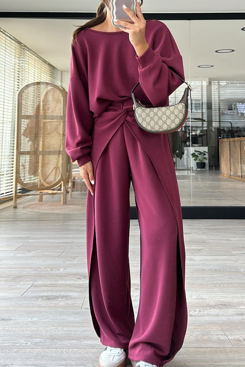 Effortlessly Elegant Garment with a Timeless Design
