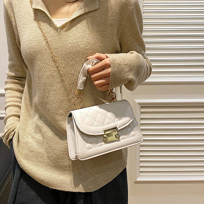 Beautifully Finished Bag in a Timeless Design