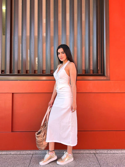 Effortlessly Elegant Top with a Timeless Design