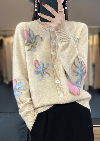 Sophisticated Coat with a Clean Classic Look