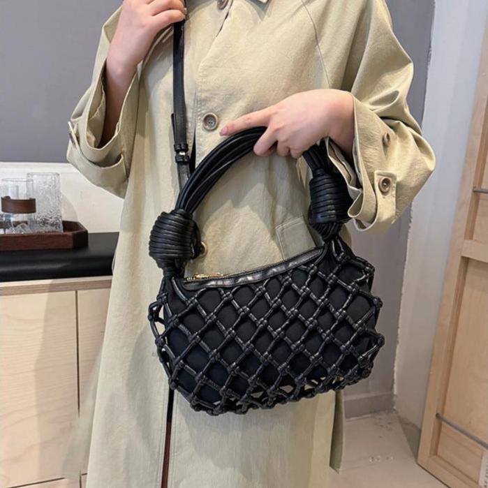 Sophisticated Bag with a Clean Classic Look