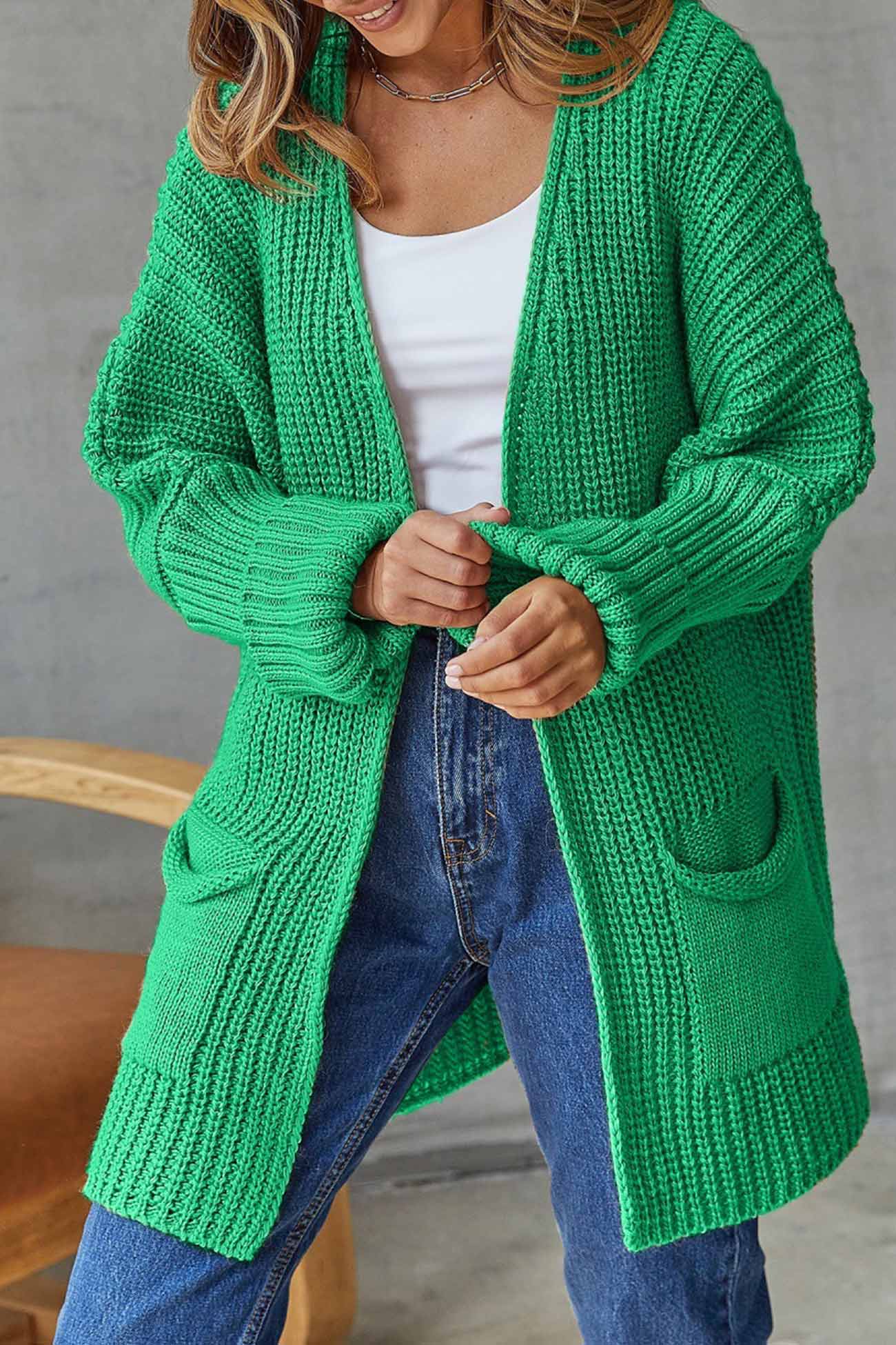 Effortlessly Elegant Cardigan with a Timeless Design