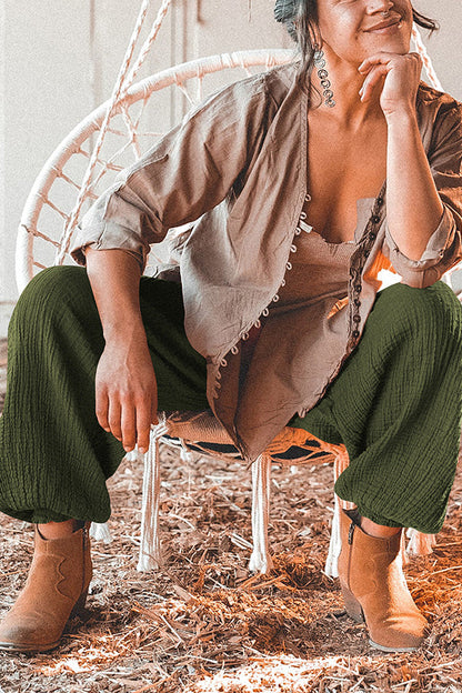 Polished Trousers with an Effortless Classic Look