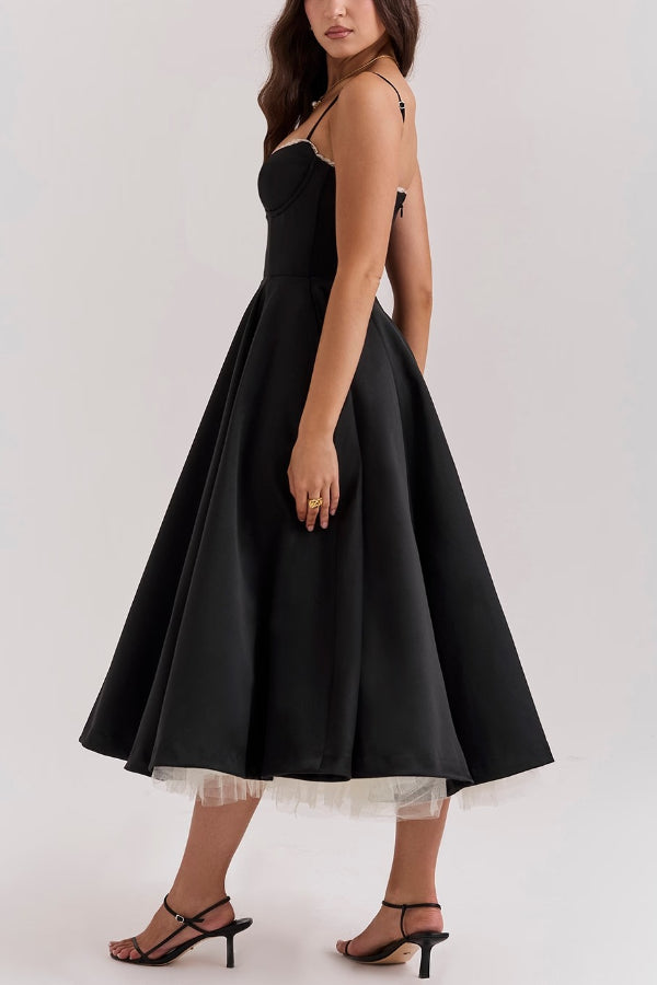 Classic Vintage Dress with a Flattering Fit