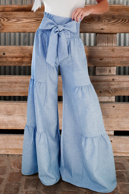 Effortlessly Elegant Pants with a Timeless Design