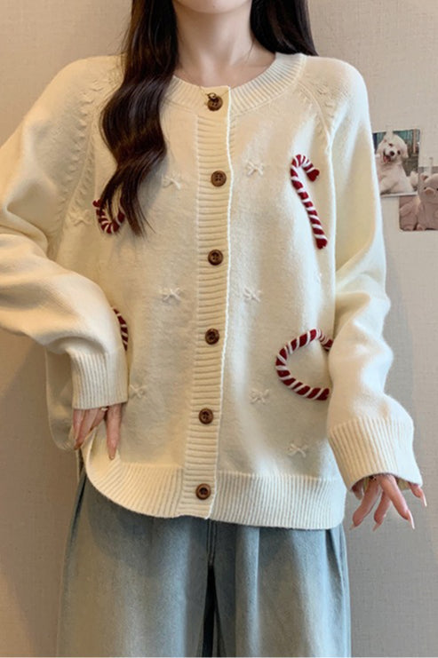 Effortlessly Elegant Cardigan with a Timeless Design
