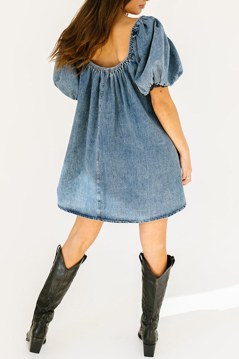 Polished Dress with an Effortless Classic Look