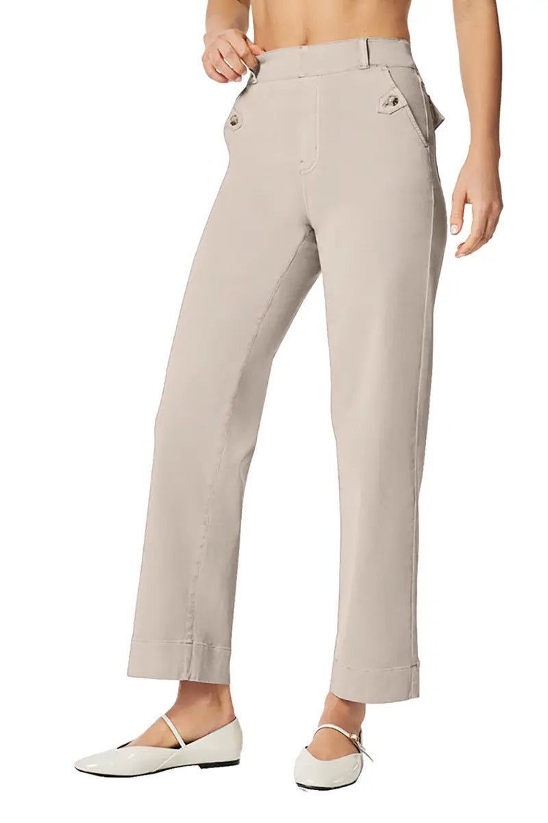 Beautifully Finished Garment in a Timeless Design