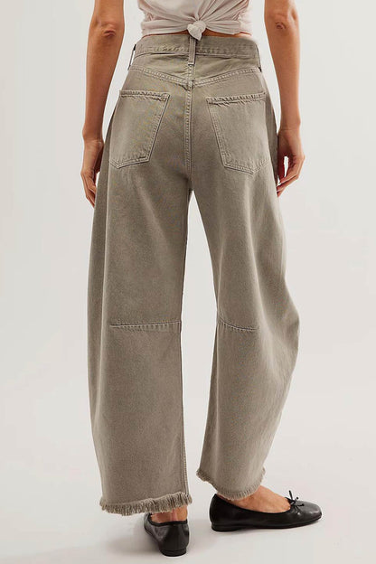 Beautifully Crafted Pants in a Classic Style