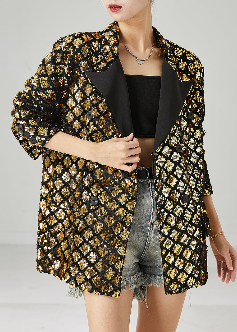 Sophisticated Coat with a Clean Classic Look