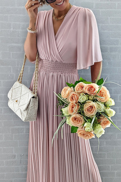 Sophisticated Garment with a Clean Classic Look