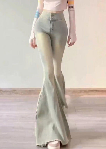 Well Tailored Pants with a Graceful Silhouette