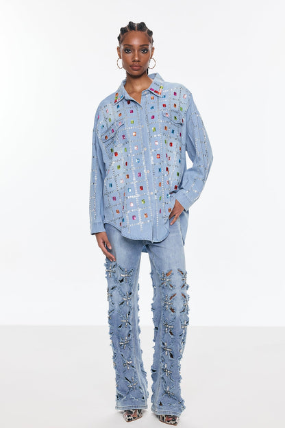 Gracefully Styled Shirt for Any Occasion