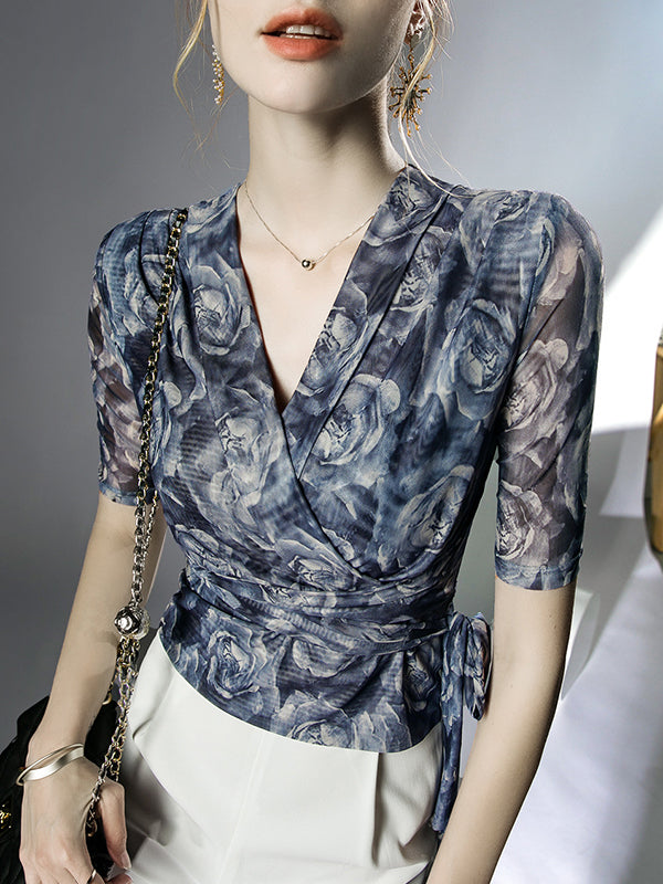 Polished Blouse with an Effortless Classic Look