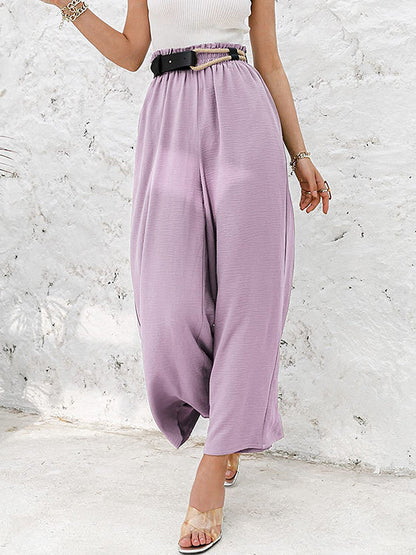 Effortlessly Elegant Pants with a Timeless Design
