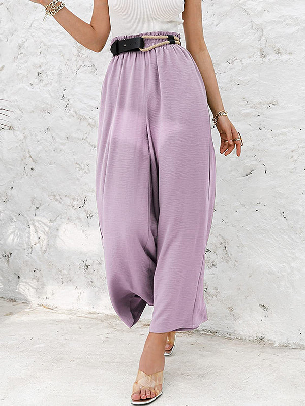 Effortlessly Elegant Pants with a Timeless Design