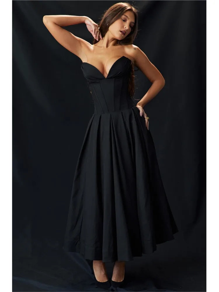 Sophisticated Dress with a Clean Classic Look