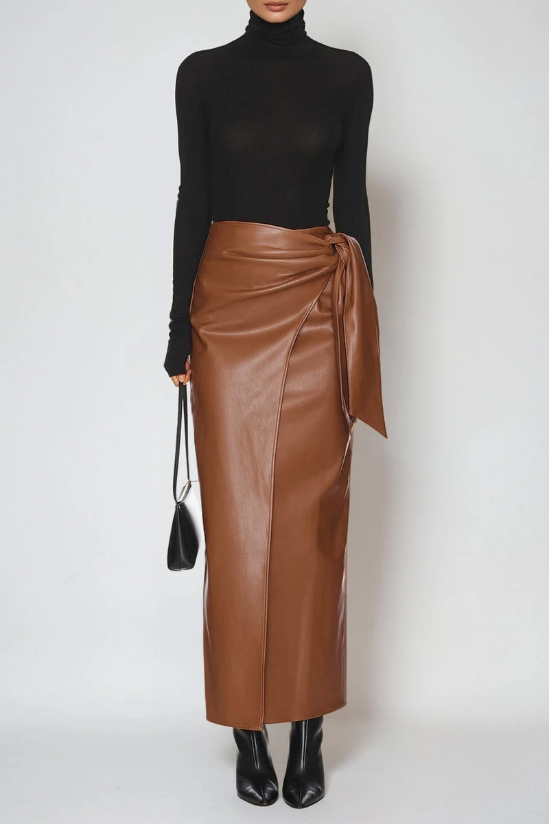 Effortlessly Elegant Garment with a Timeless Design
