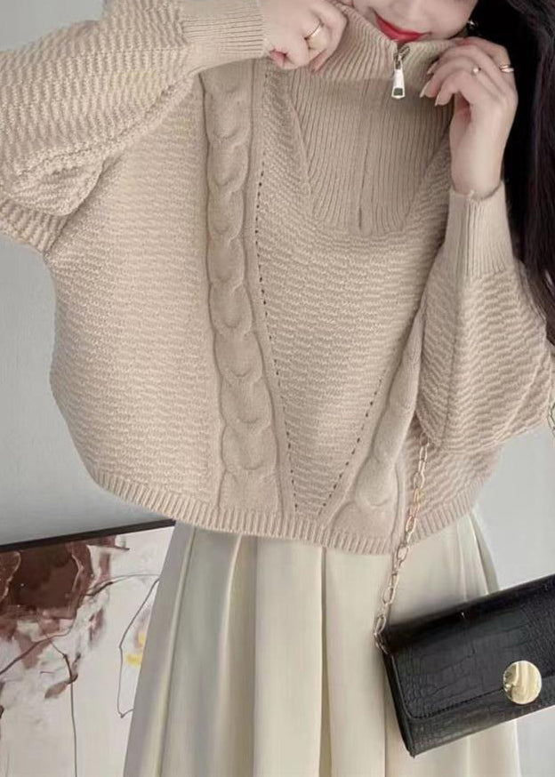Well Tailored Sweater with a Graceful Silhouette