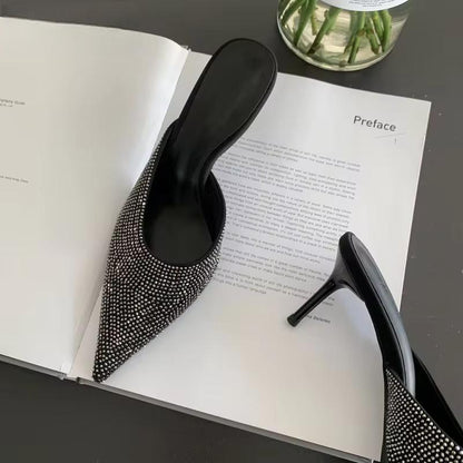 Polished Heels with an Effortless Classic Look