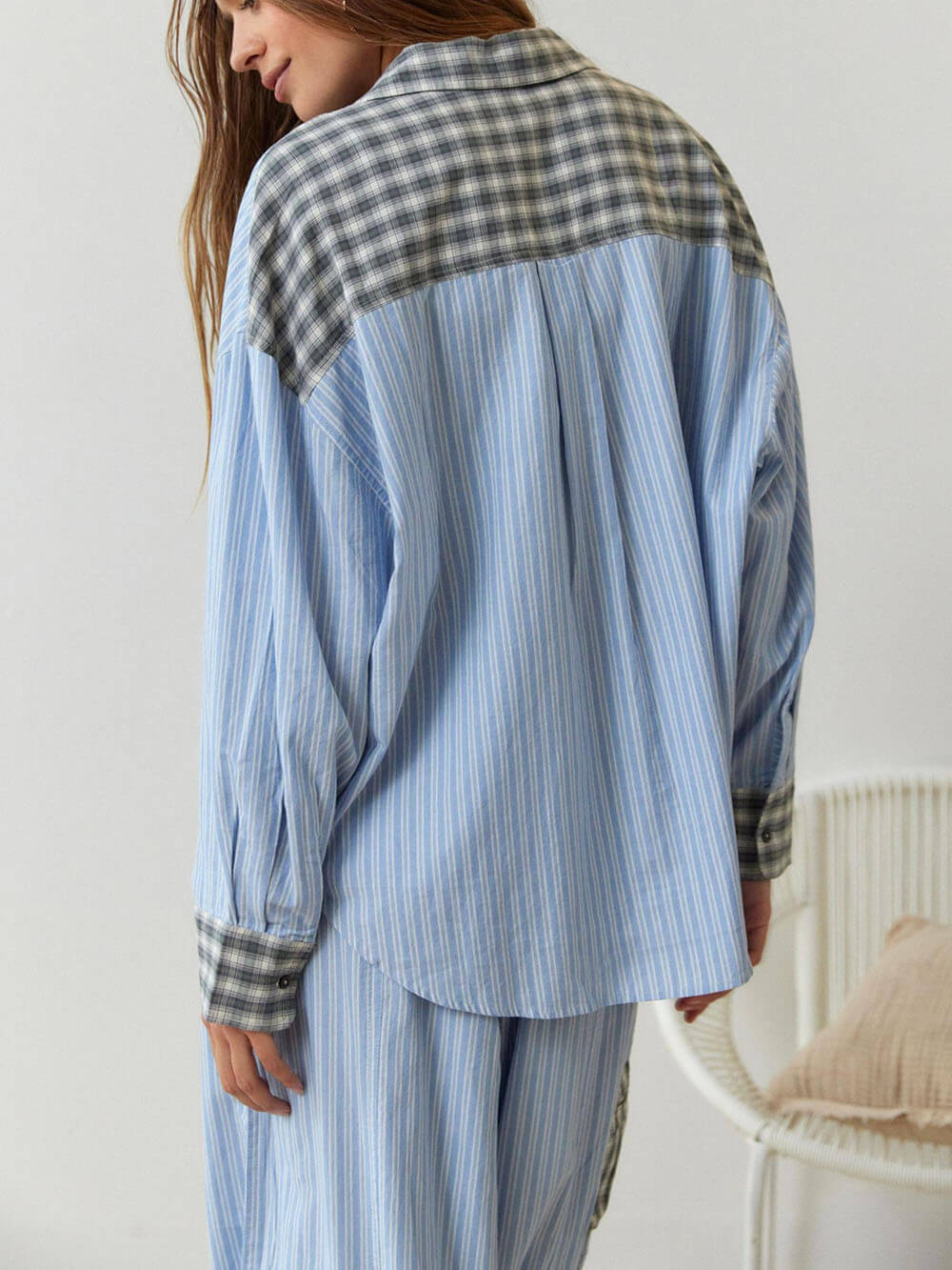 Gracefully Styled Garment for Any Occasion