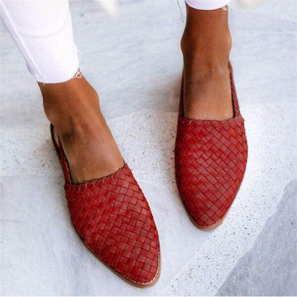 Classic Vintage Sandals with a Flattering Fit